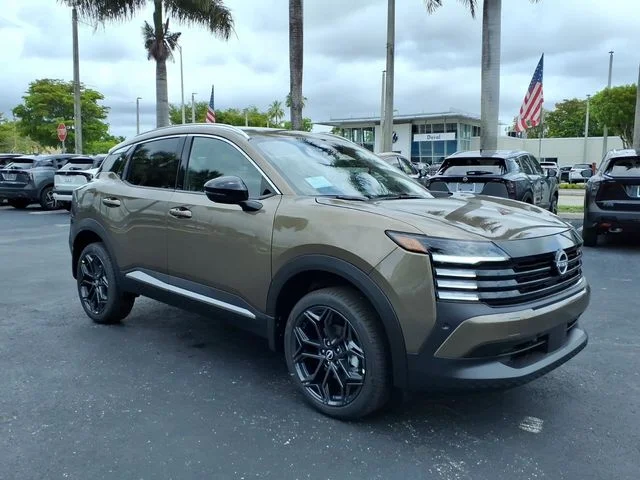 New 2026 Canyon Bronze Metallic Nissan SR image 7