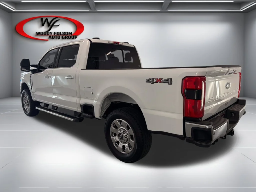 Used 2024 White Ford Lariat image 9