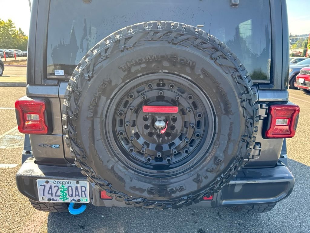 Used 2022 Gray Jeep Unlimited Rubicon 4xe image 8