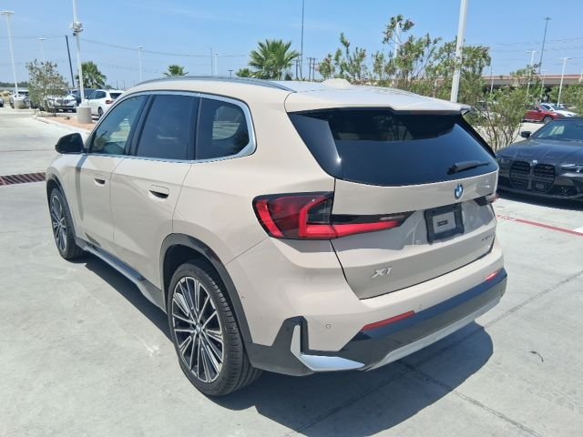 Used 2026 Beige BMW xDrive28i image 4