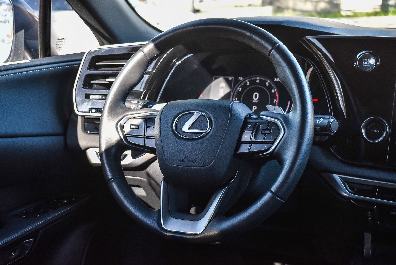 2023 Lexus RX 350 - Photo 14