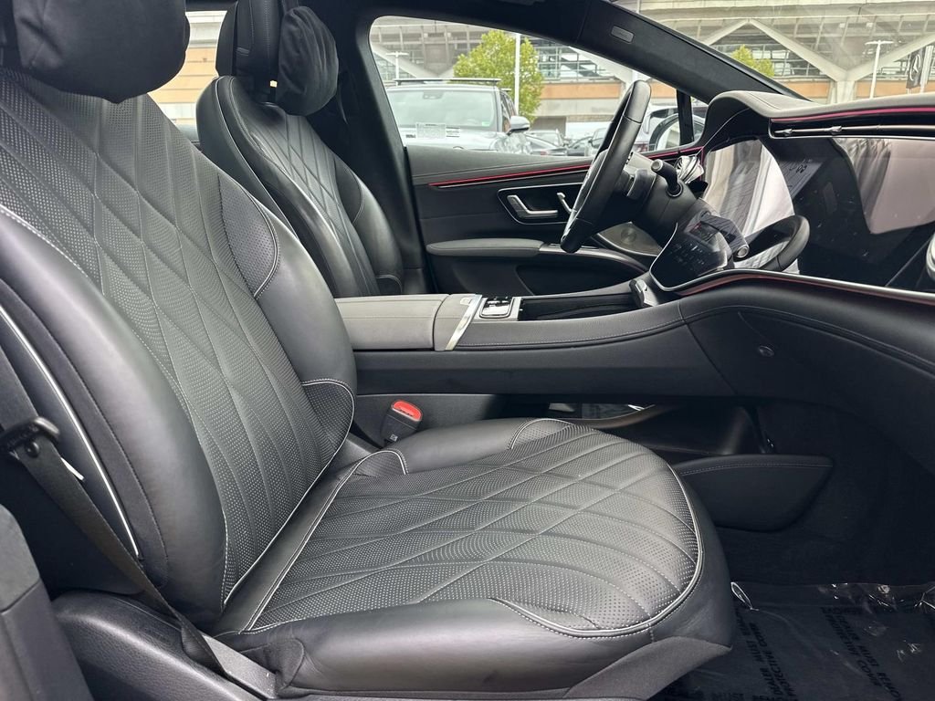 Certified Used 2023 Obsidian Black Metallic Mercedes-Benz 580 image 11
