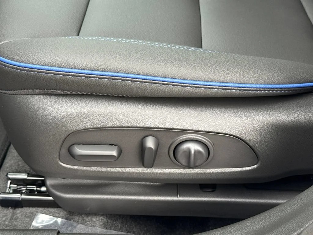 2026 Buick Envista Sport Touring - Photo 17