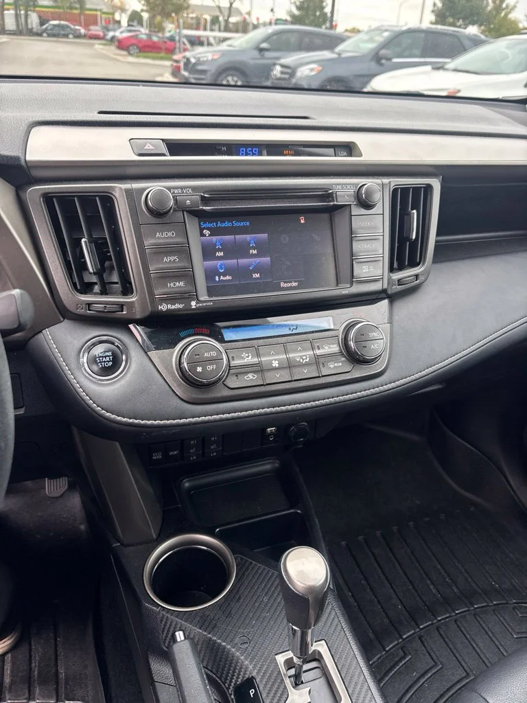 Used 2014 Magnetic Gray Metallic Toyota Limited image 29
