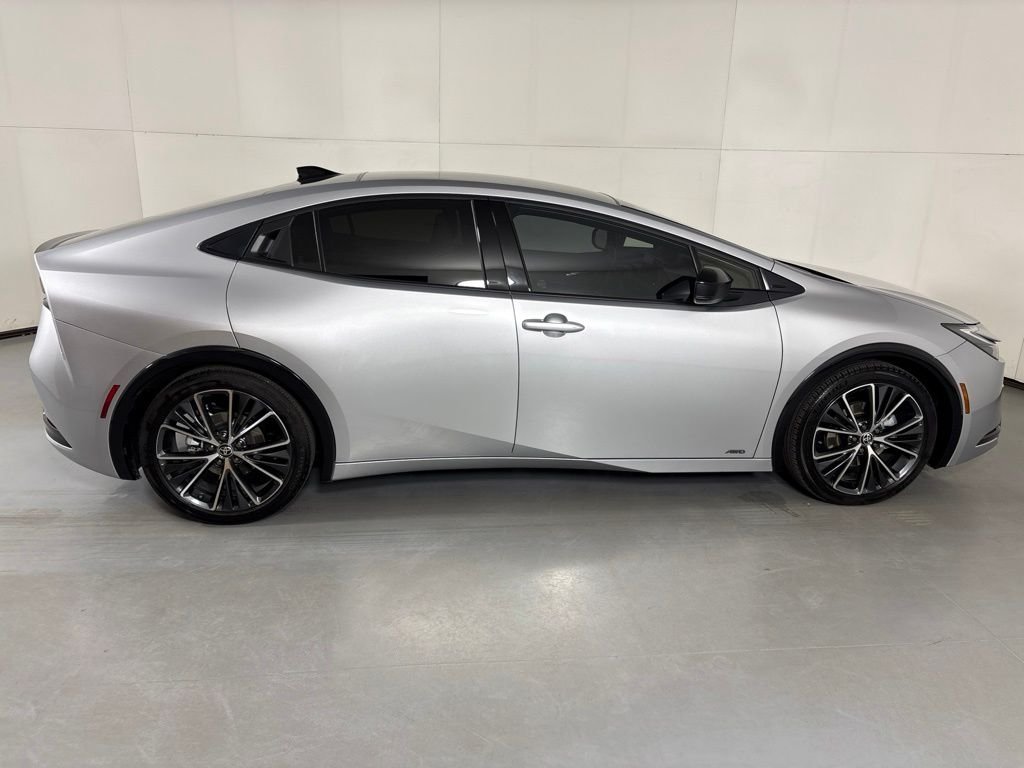 Used 2026 Gray Toyota Limited image 9