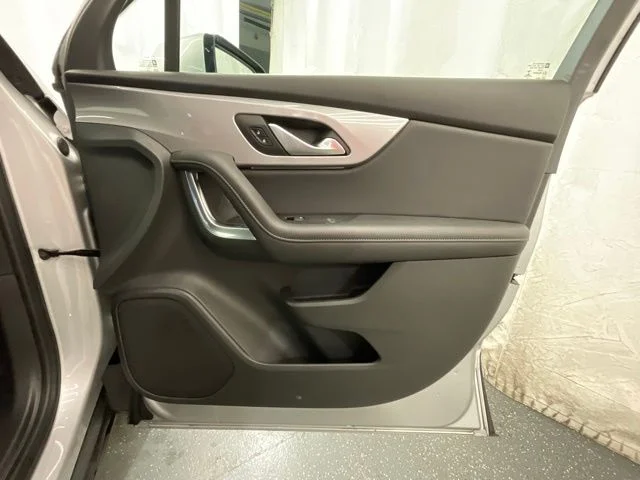 Used 2022 Silver Chevrolet LT image 22