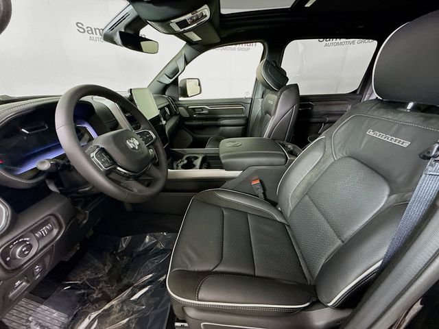 New 2026 Diamond Black Crystal Pearl-Coat Exterior Paint RAM Laramie image 21