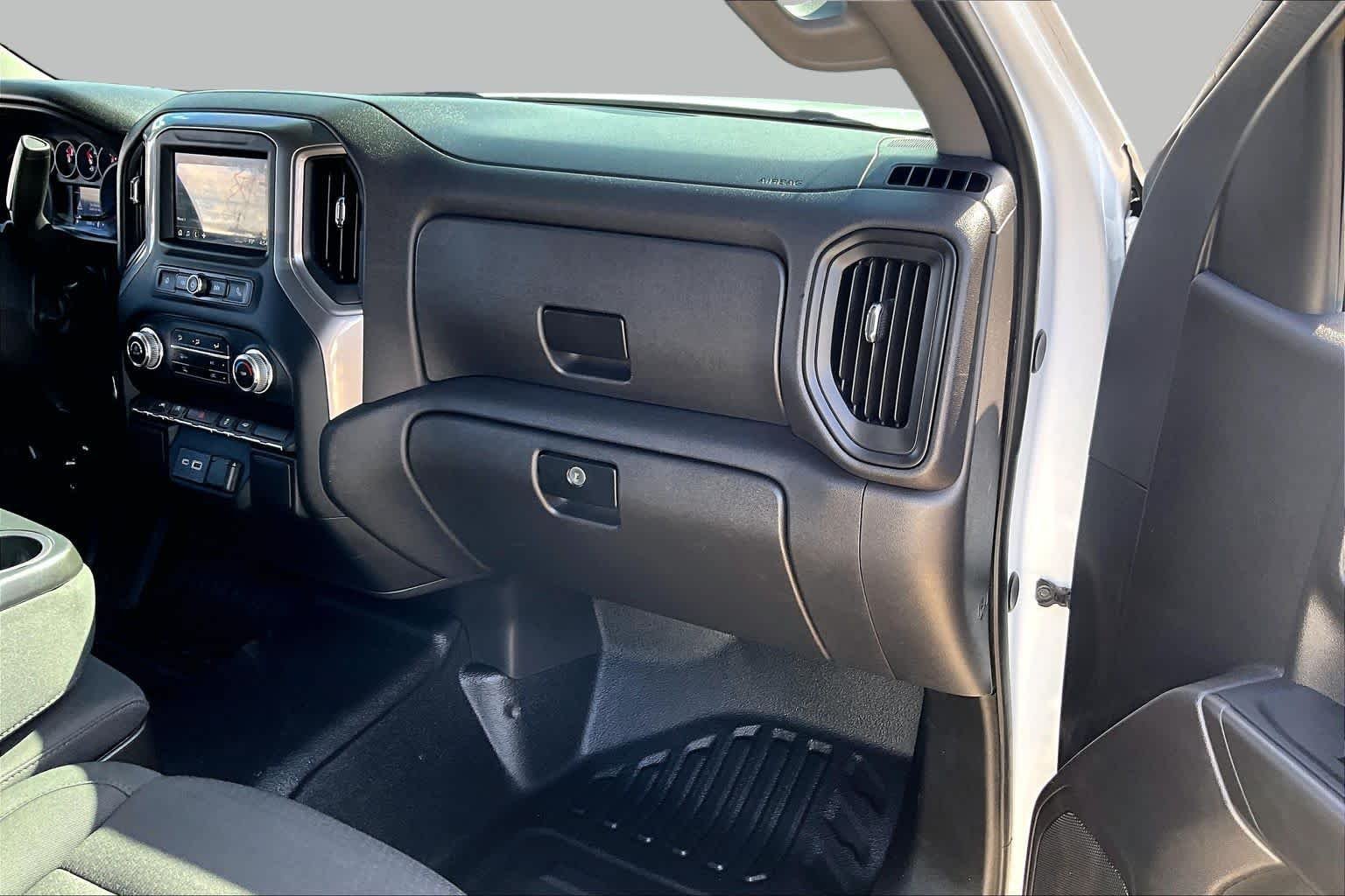 Used 2024 Summit White GMC Pro image 18