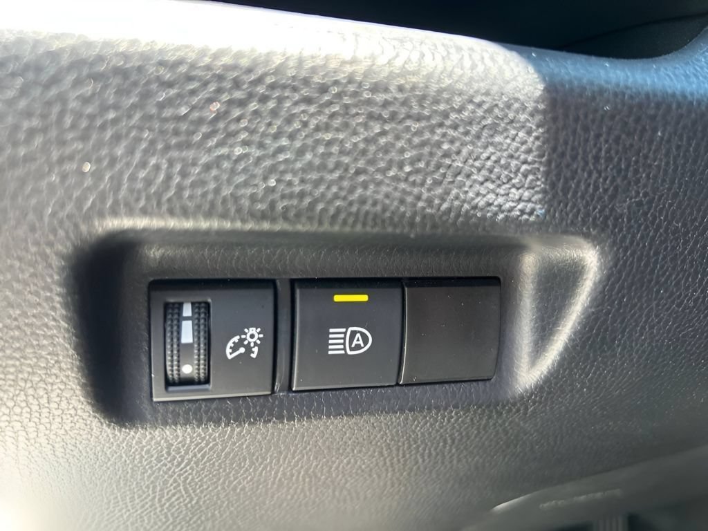 Used 2024 Ice Toyota LE image 21