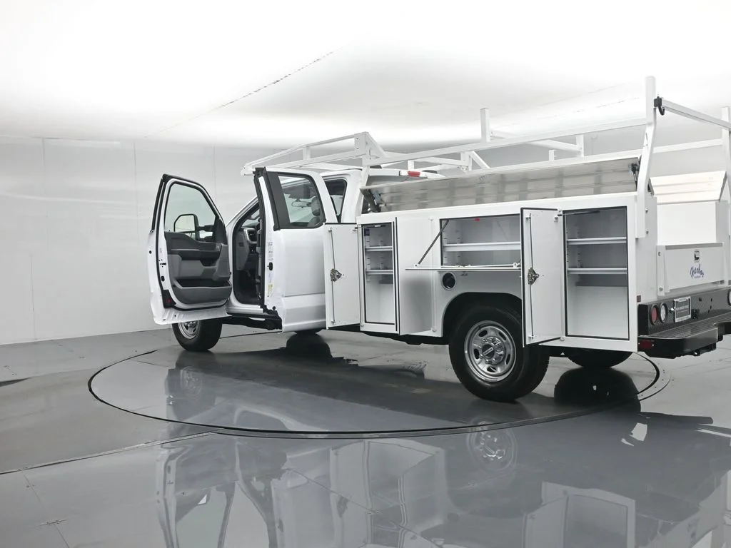 New 2026 Oxford White Ford XL image 39