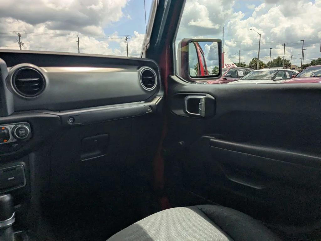 Used 2023 Red Jeep Sport image 15