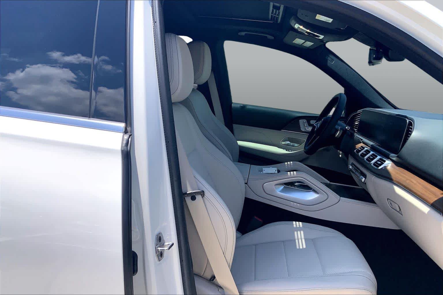 Used 2024 Polar White Mercedes-Benz GLE 350 image 9