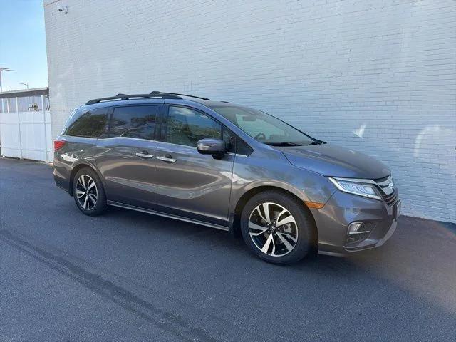 2019 Honda Odyssey Elite's photo
