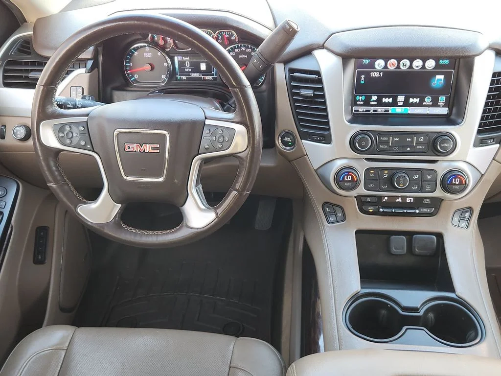 Used 2018 White Frost Tricoat GMC SLT image 27