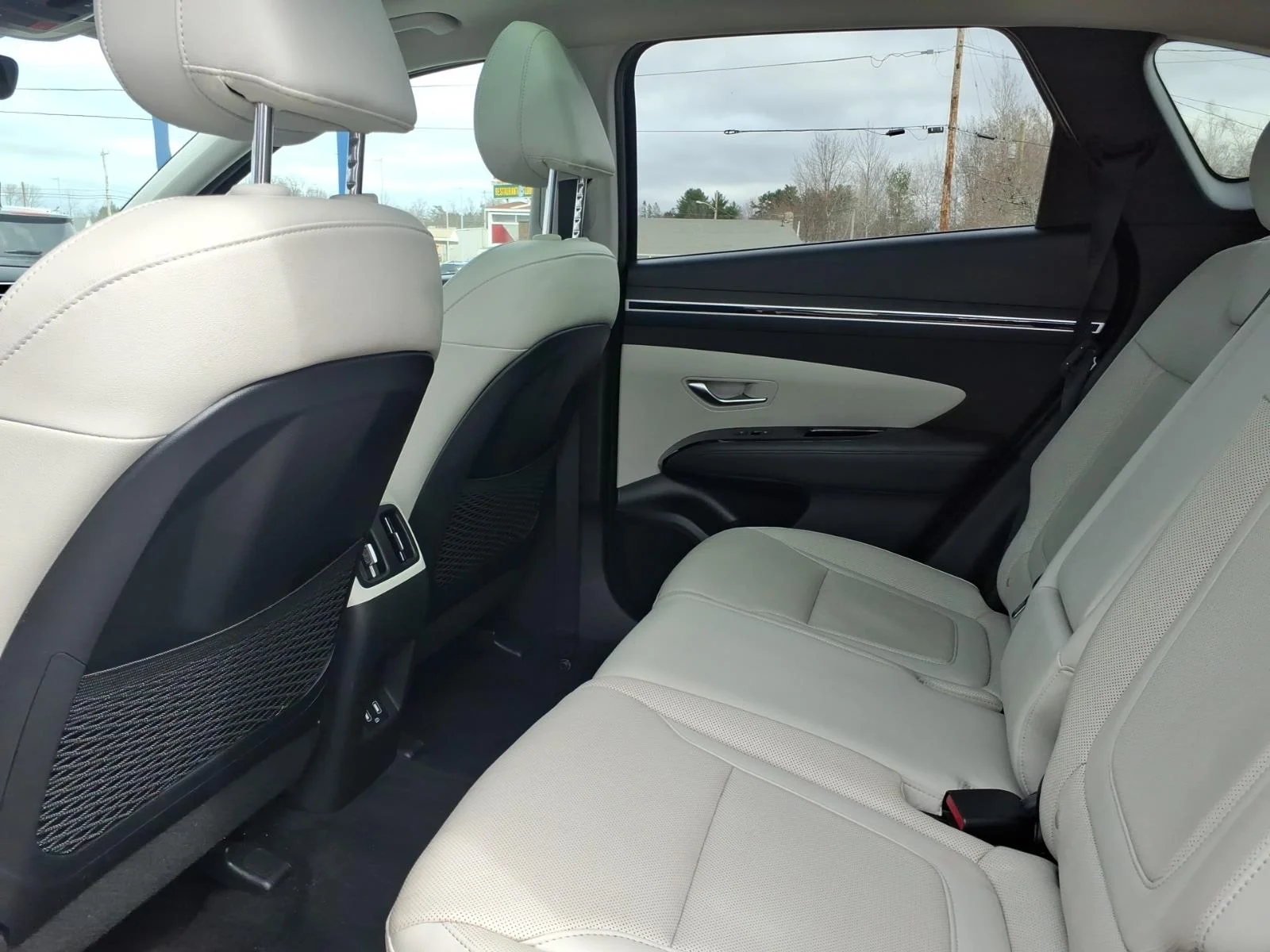 Used 2024 Dark Gray Metallic Hyundai Limited image 14