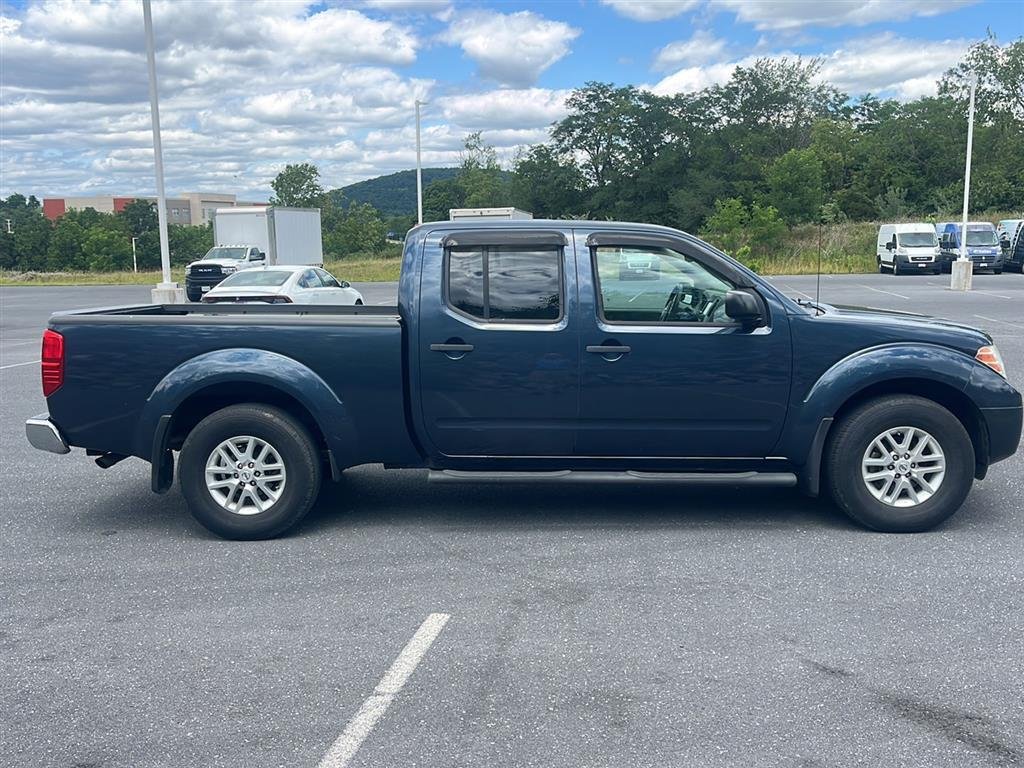 Used 2019 Arctic Blue Metallic Nissan SV image 4