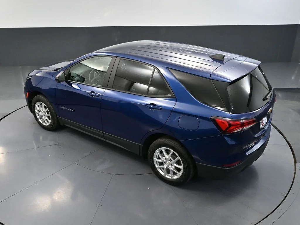 Used 2022 Blue Chevrolet LS image 52