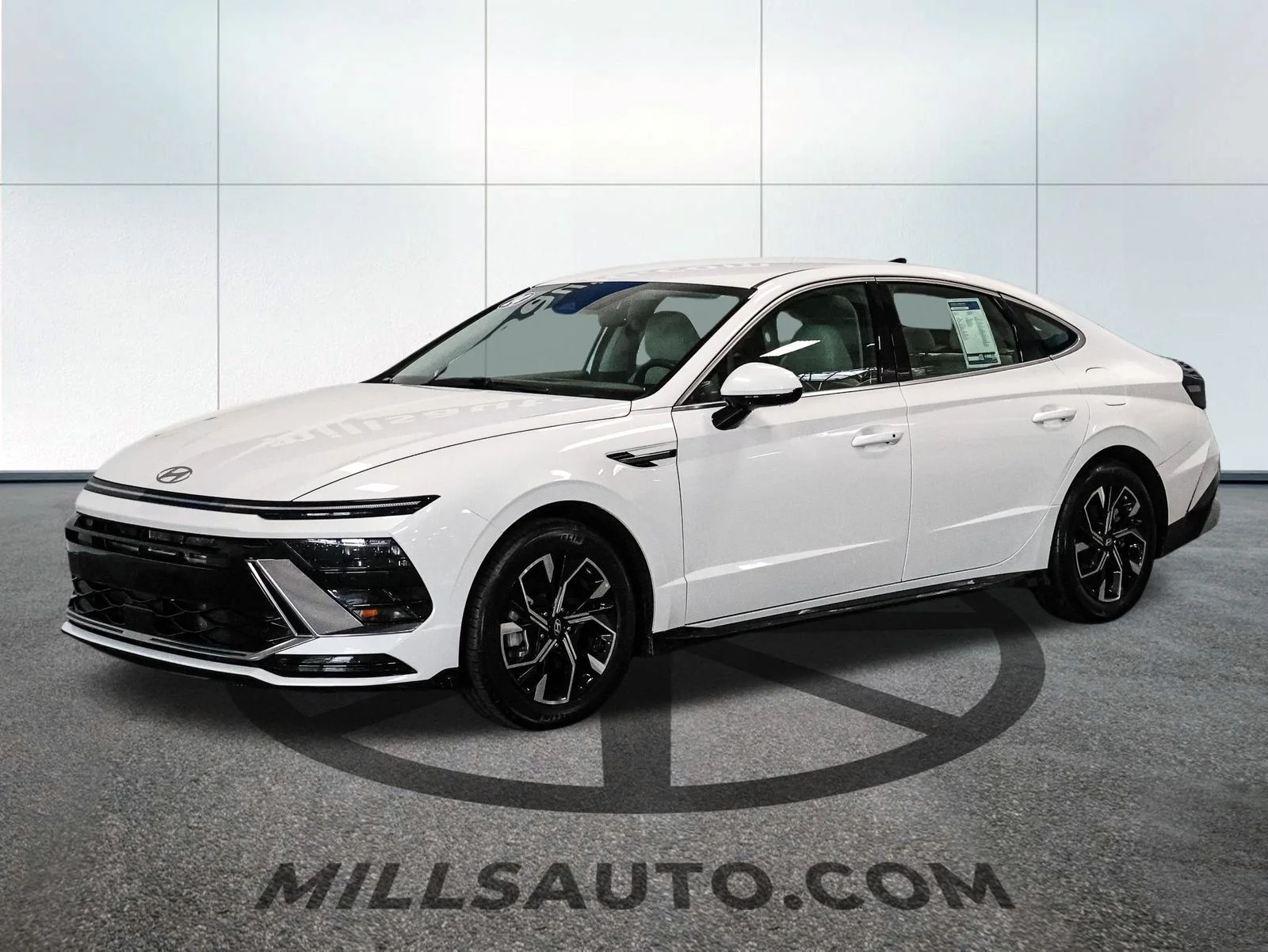 Used 2024 Hyundai Sonata SEL with VIN KMHL64JA1RA375425 for sale in Baxter, Minnesota