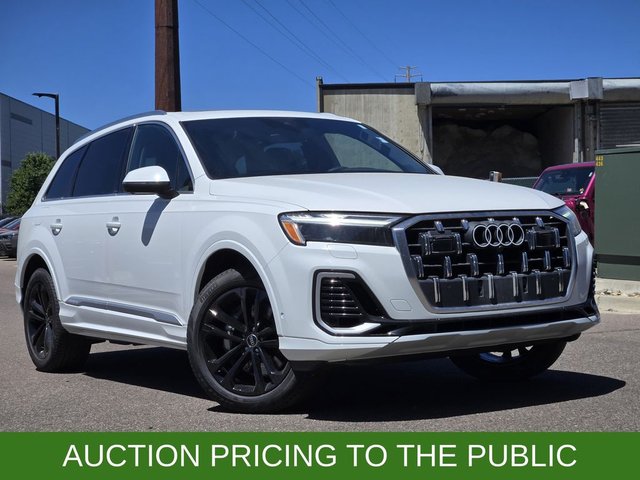 2025 Audi Q7 55 Premium Plus