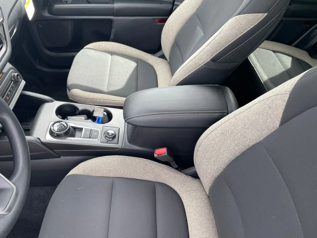 Used 2025 Red Ford Big Bend image 28