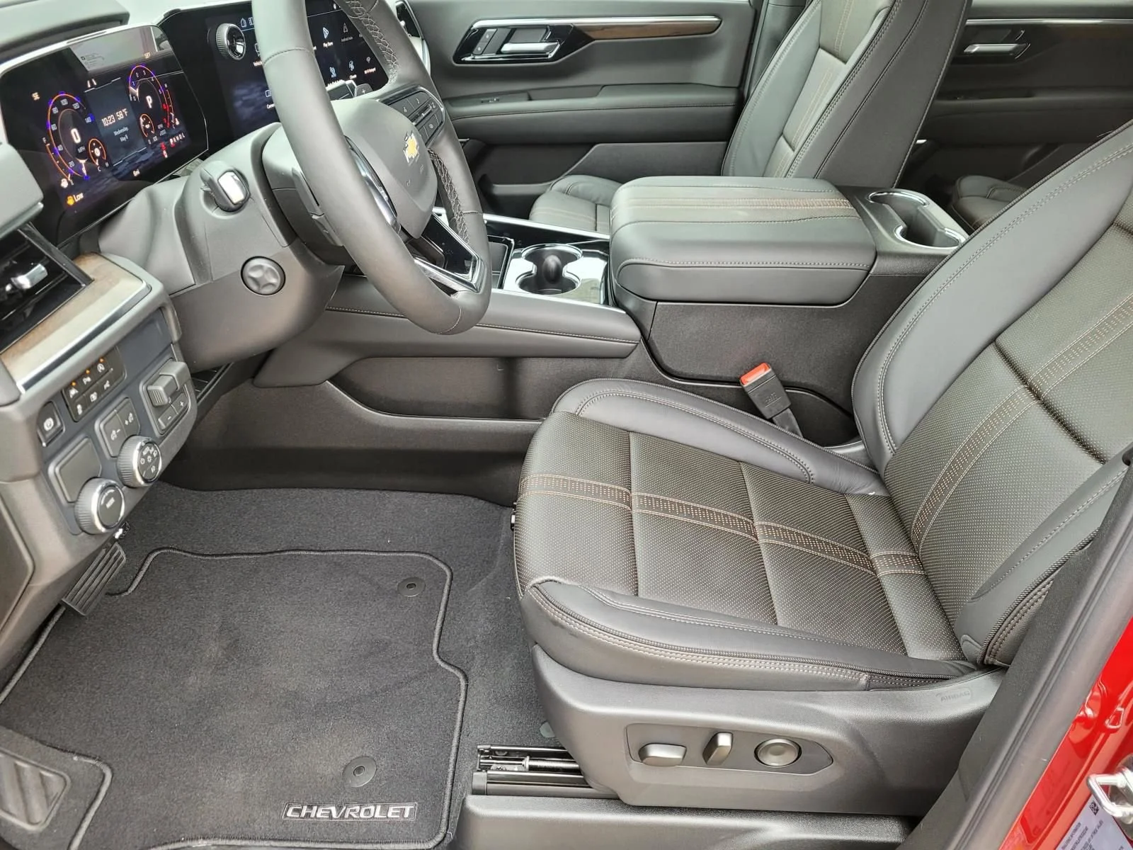 2026 Chevrolet Tahoe High Country - Photo 17