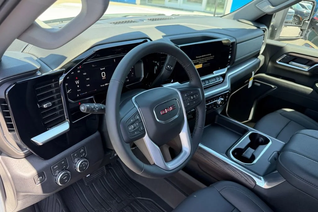 New 2026 Summit White GMC SLT image 18