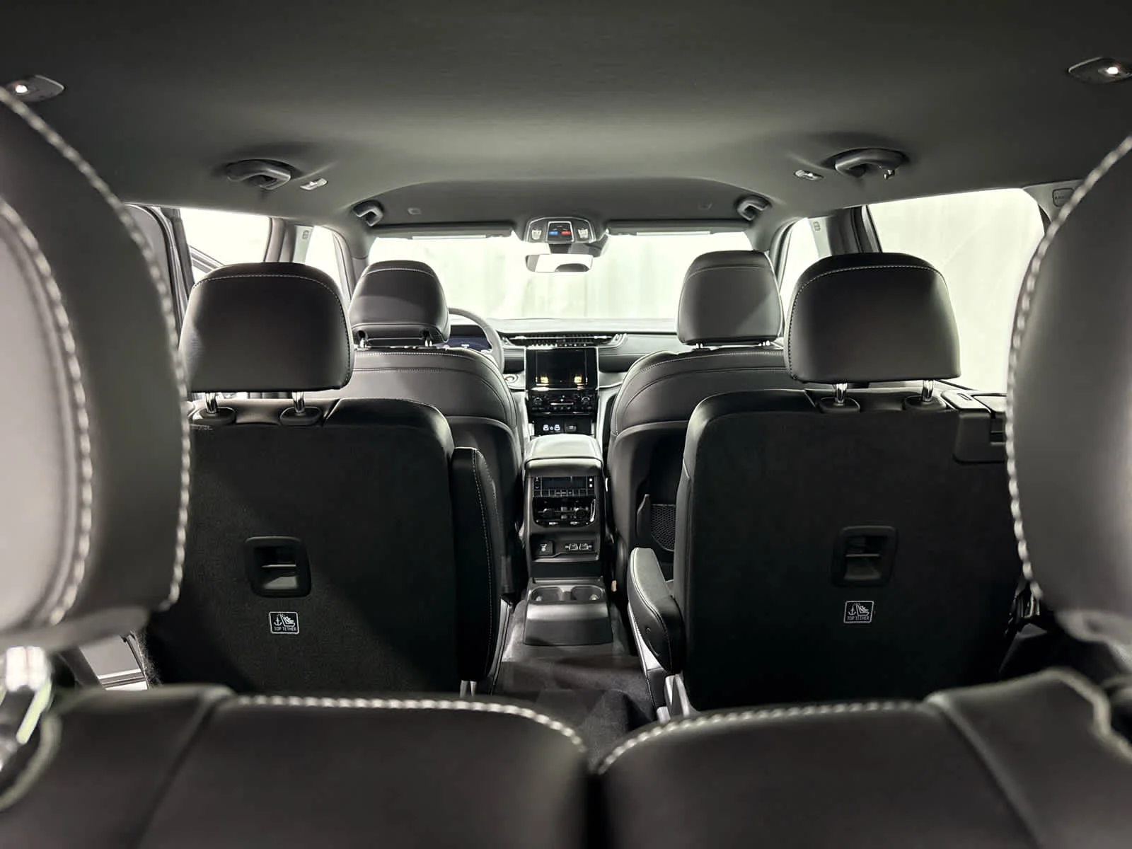 Used 2025 Silver Jeep Altitude 4x4 image 16