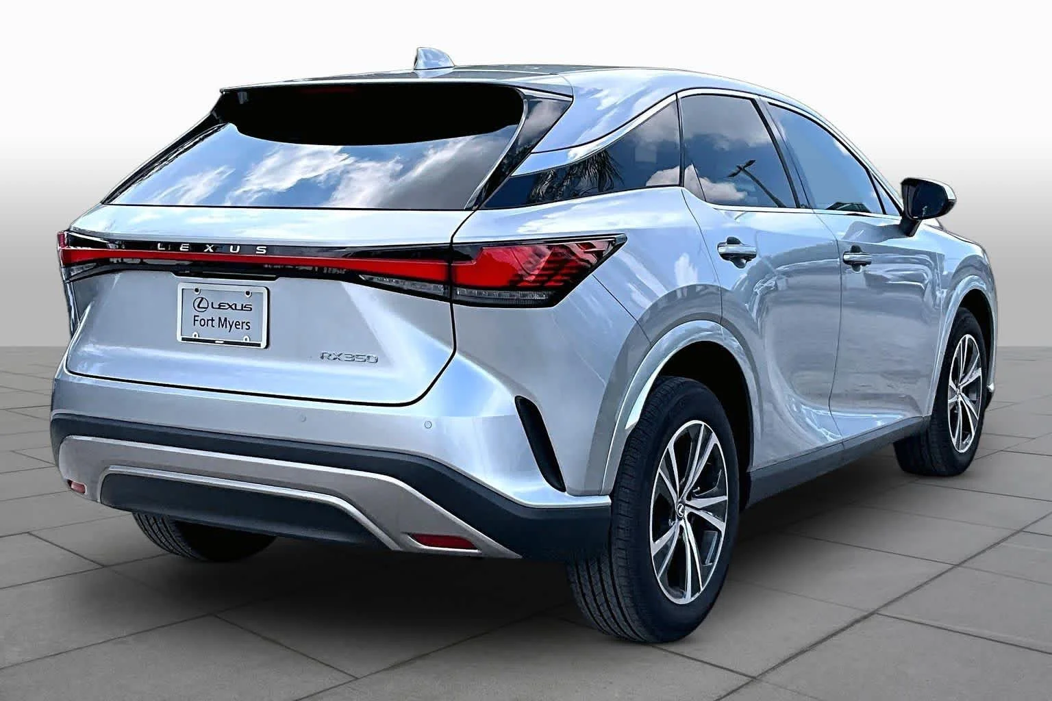 Used 2024 Iridium Lexus  image 13