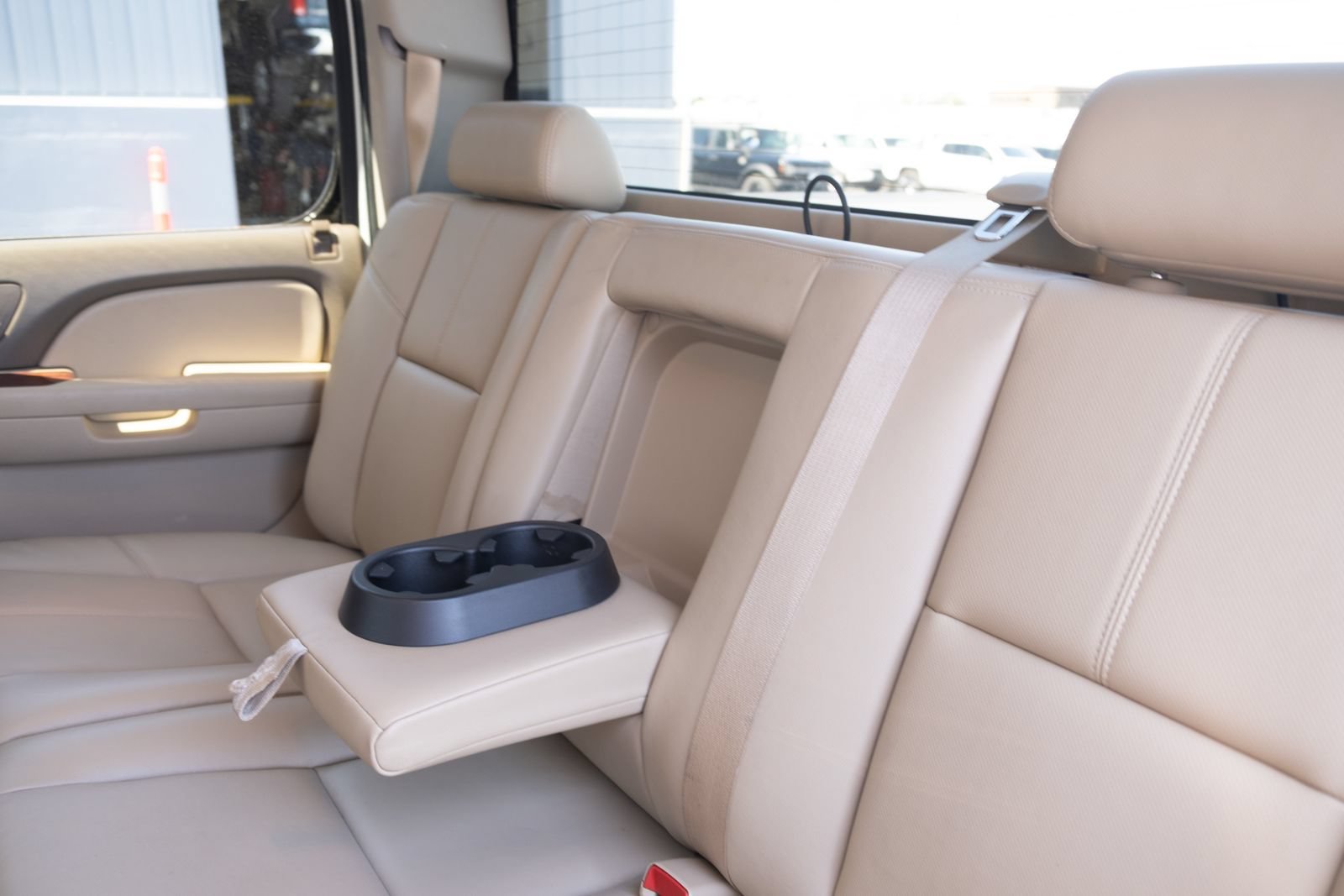 Used 2013 SUMMIT WHITE Chevrolet LTZ image 16