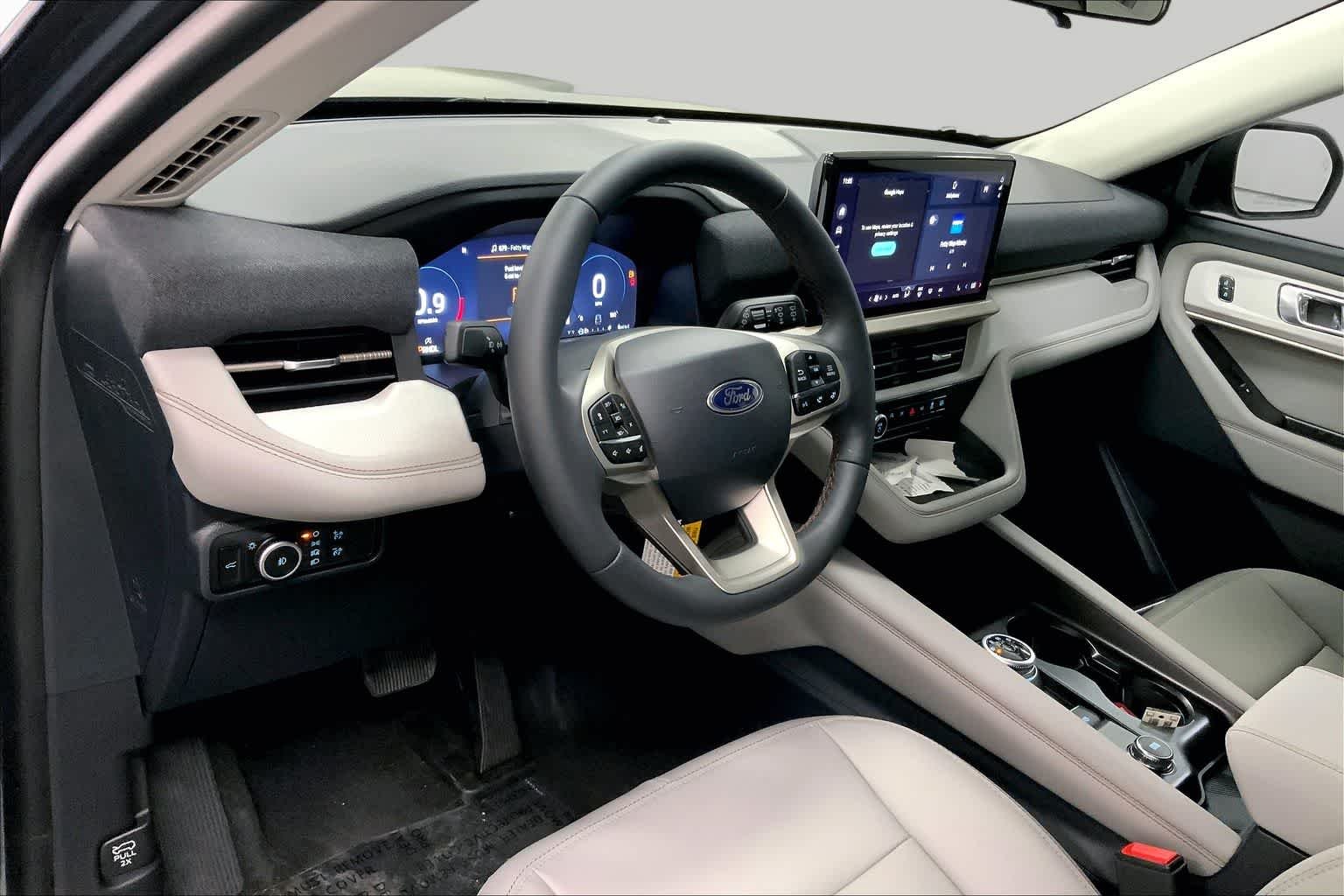 New 2026 Carbonized Gray Metallic Ford Active image 7