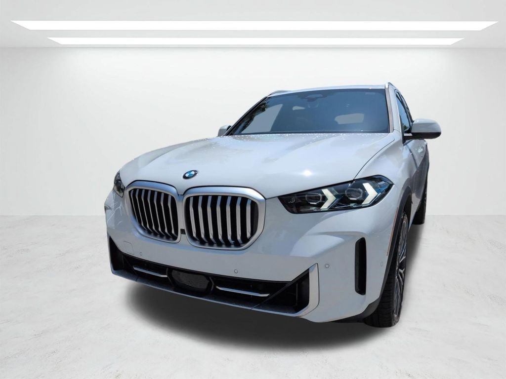 New 2026 Alpine White BMW xDrive40i image 8