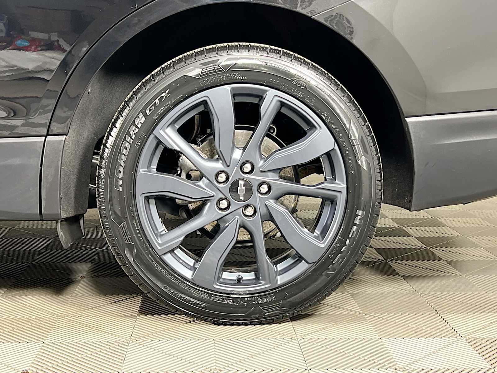 Used 2024 Mosaic Black Metallic Chevrolet RS image 33