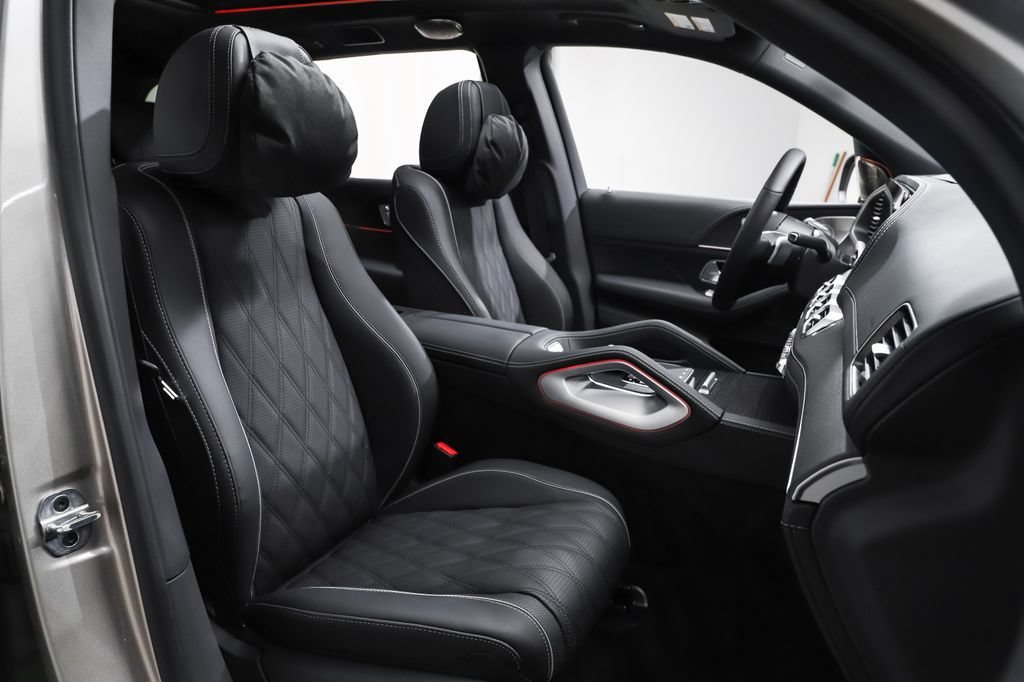 New 2026 Obsidian Black Mercedes-Benz Maybach GLS 600 image 36