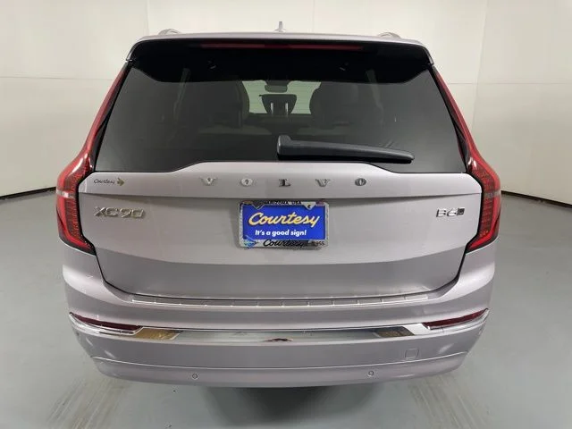 2026 Volvo XC90 Plus - Photo 7