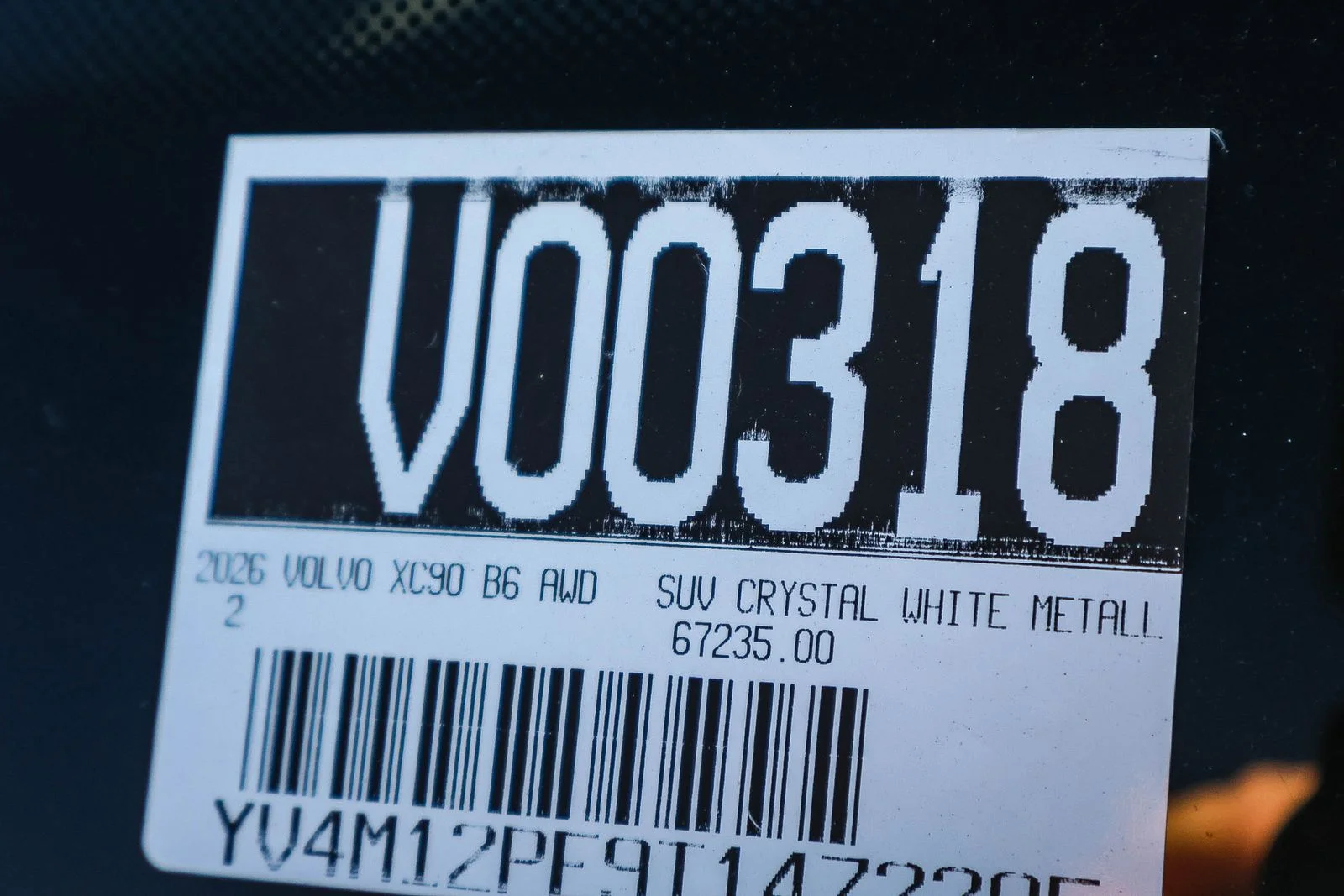 Used 2026 White Volvo B5 Plus image 37