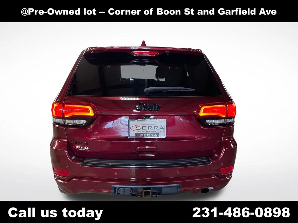 Used 2018 Red Jeep Altitude image 4