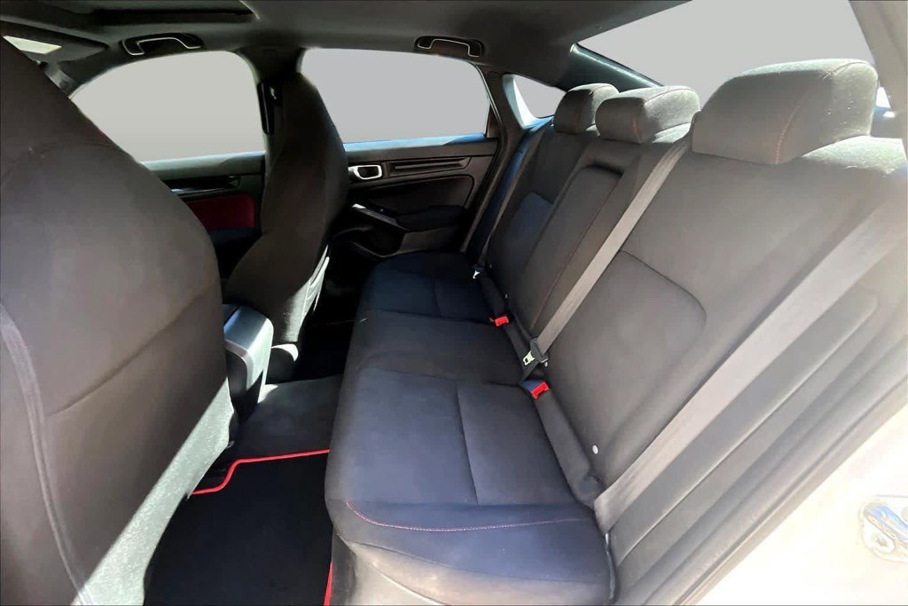 Used 2024 White Honda Base image 21