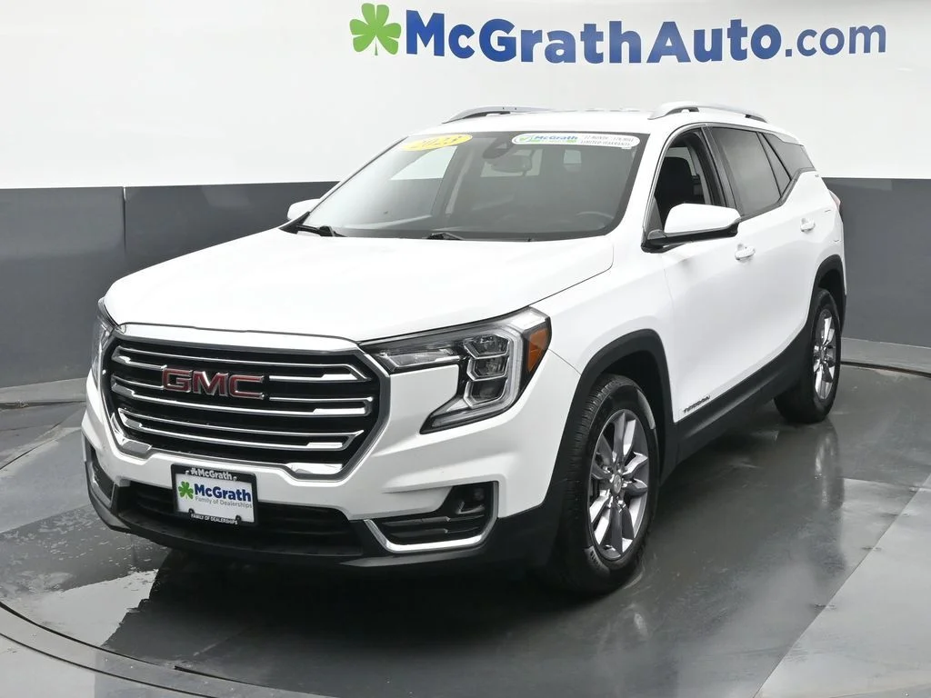 Used 2023 White GMC SLT image 22