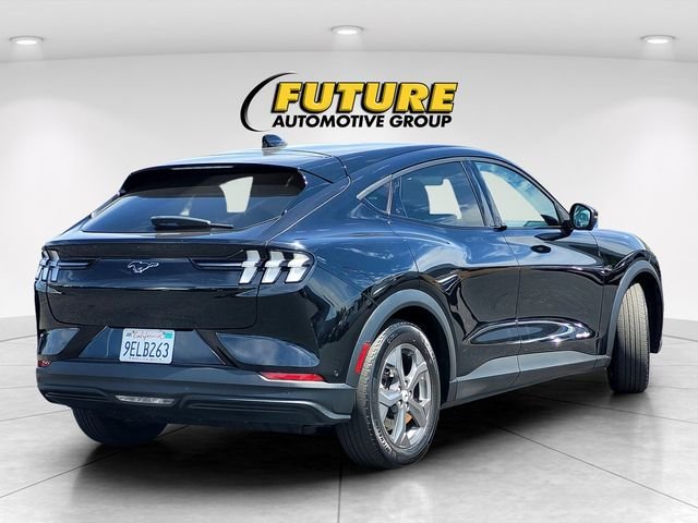 Used 2023 Black Ford Select image 4