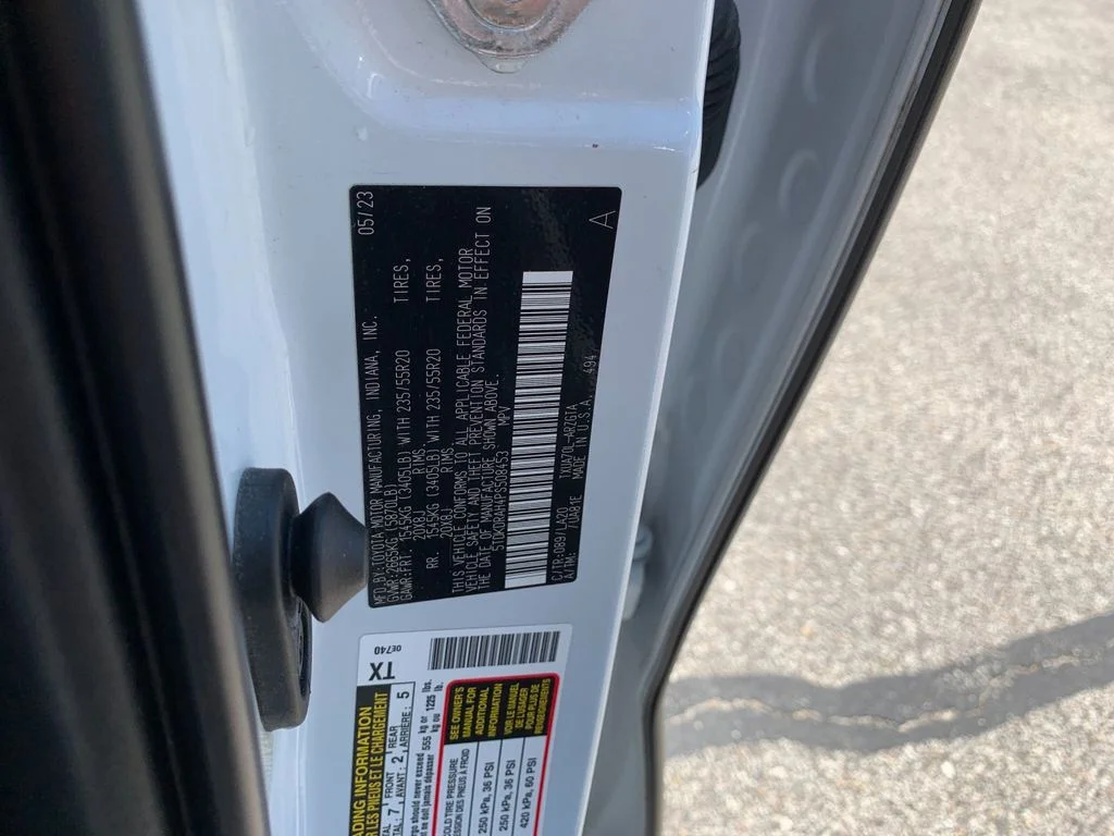 Used 2023 Beige Toyota Platinum image 34