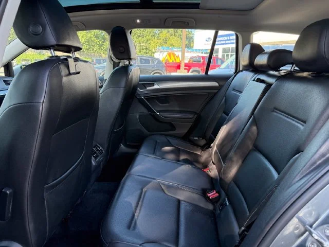 Used 2018 Gray Volkswagen TSI SE image 24