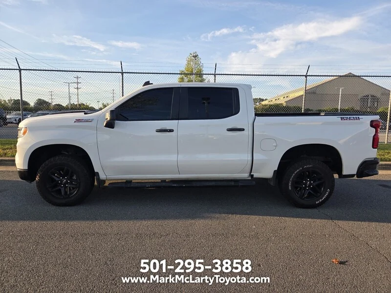 Used 2023 WHITE CHEVROLET 4WD CREW CAB 147" LT TRAIL BOSS image 6