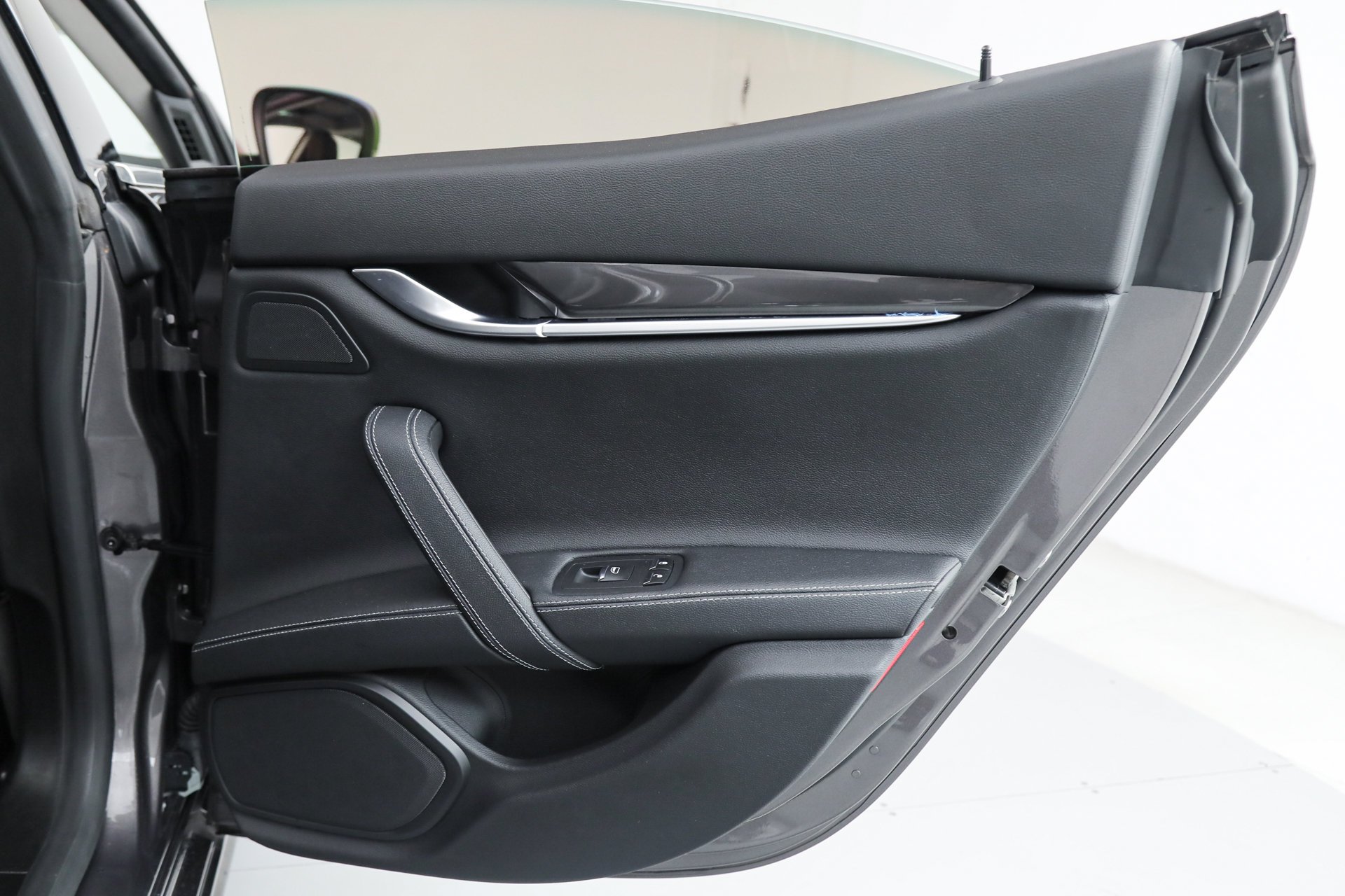 Used 2021 Gray Maserati S Q4 image 14