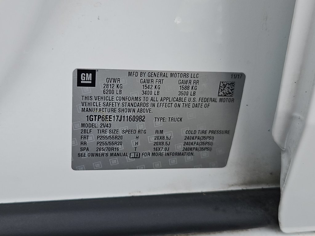 Used 2018 Summit White GMC Denali image 32