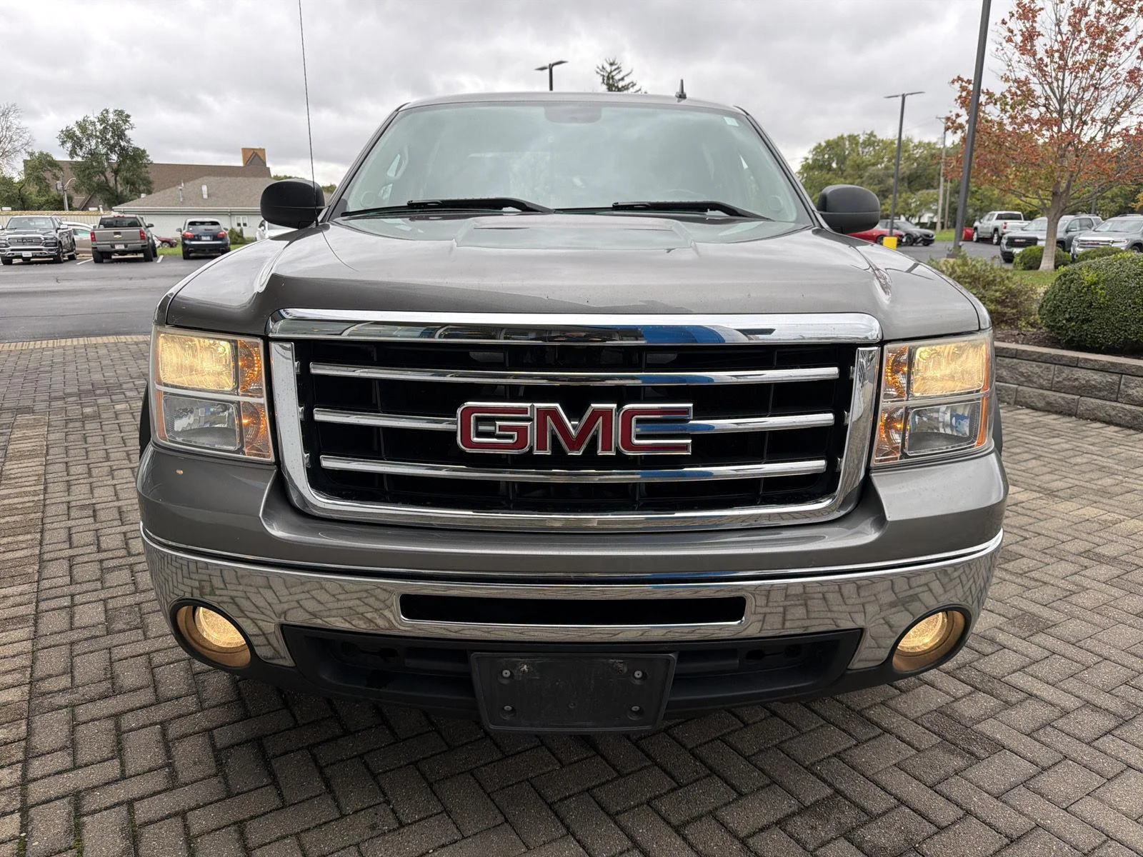 Used 2012 STEEL GRAY METALLIC GMC SLE image 8