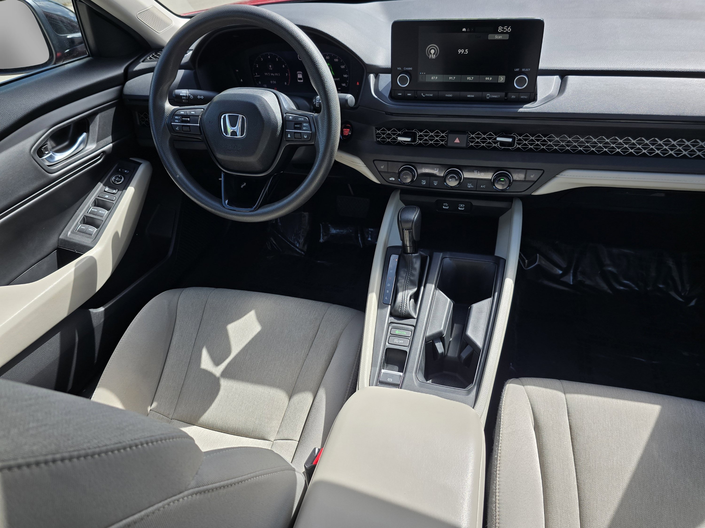 2025 Honda Accord SE - Photo 32