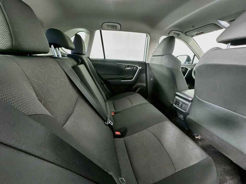 Used 2025 Silver Toyota XLE image 27