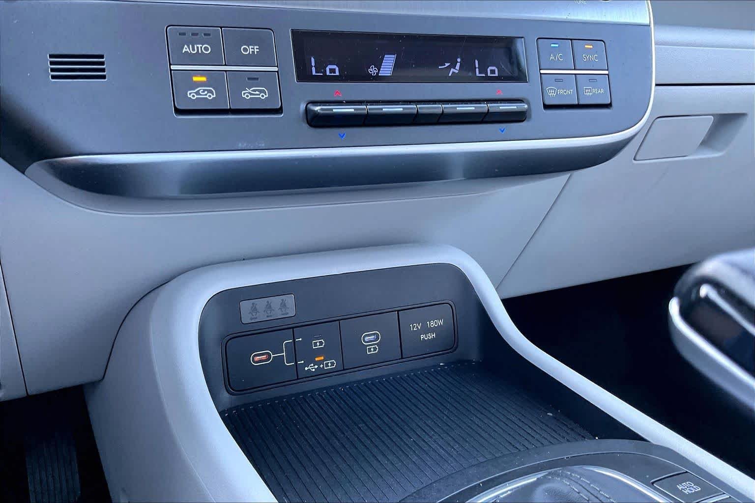 Used 2024 Neoteric Yellow Hyundai SEL image 32