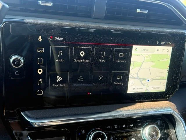 Used 2025 Silver GMC Denali image 19