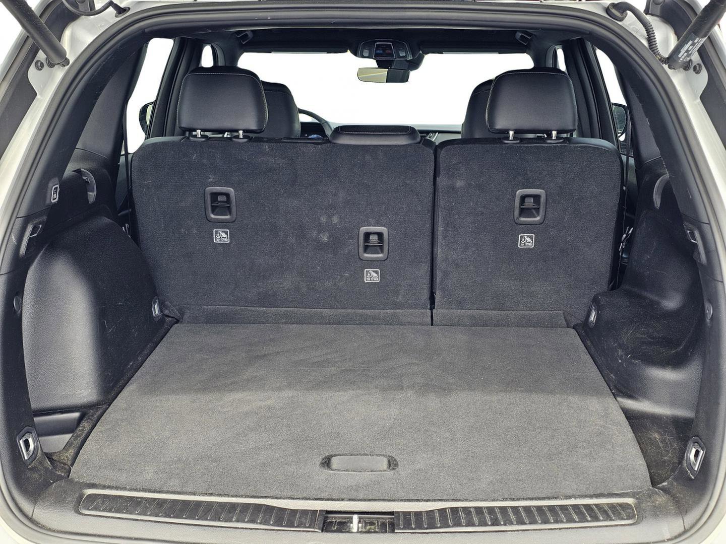 Used 2025 Silver Zynith Jeep Altitude image 11